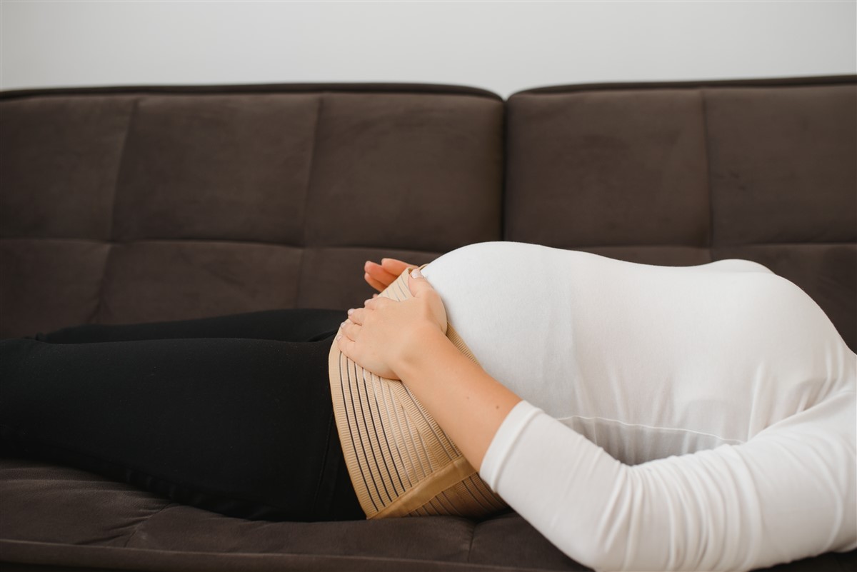 rester stylée avec la ceinture de grossesse